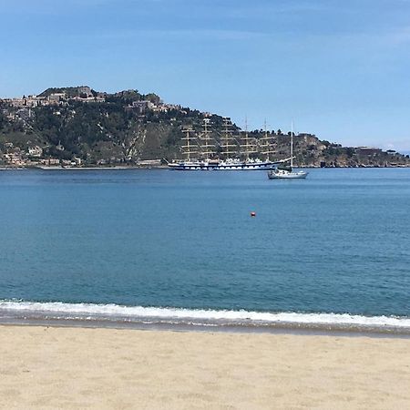 Porta Del Vento Bed & Breakfast Giardini Naxos Exterior photo