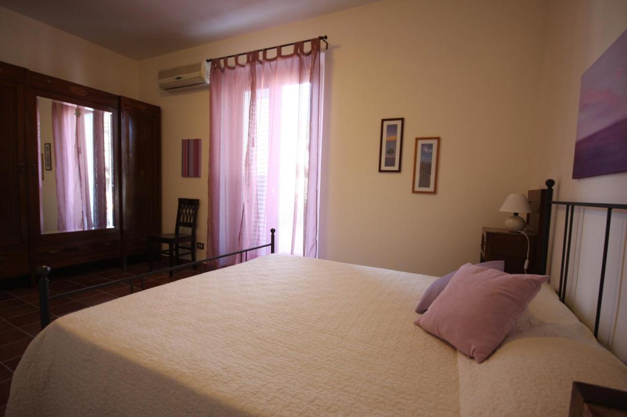 Porta Del Vento Bed & Breakfast Giardini Naxos Exterior photo